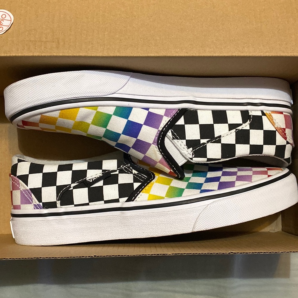 Rainbow checkered Vans size 6